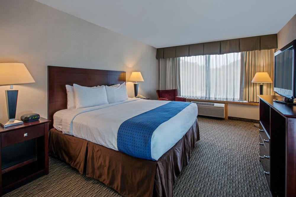 Fairfield Inn & Suites Springfield Enfield Zewnętrze zdjęcie