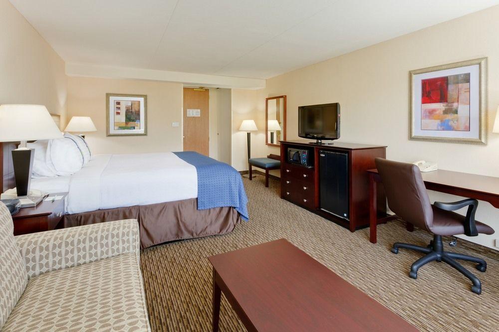 Fairfield Inn & Suites Springfield Enfield Zewnętrze zdjęcie