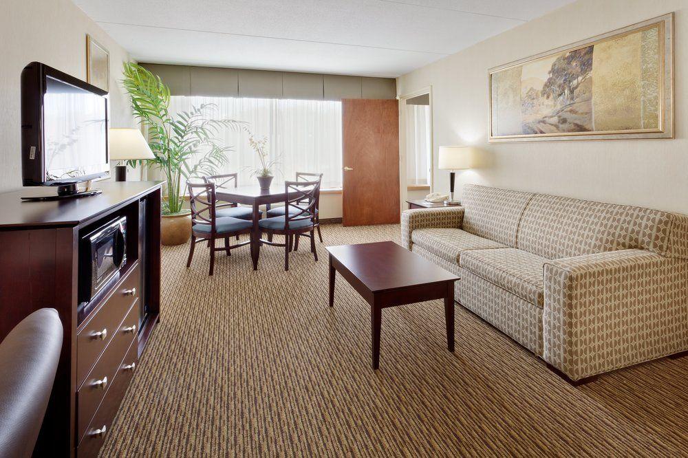 Fairfield Inn & Suites Springfield Enfield Zewnętrze zdjęcie