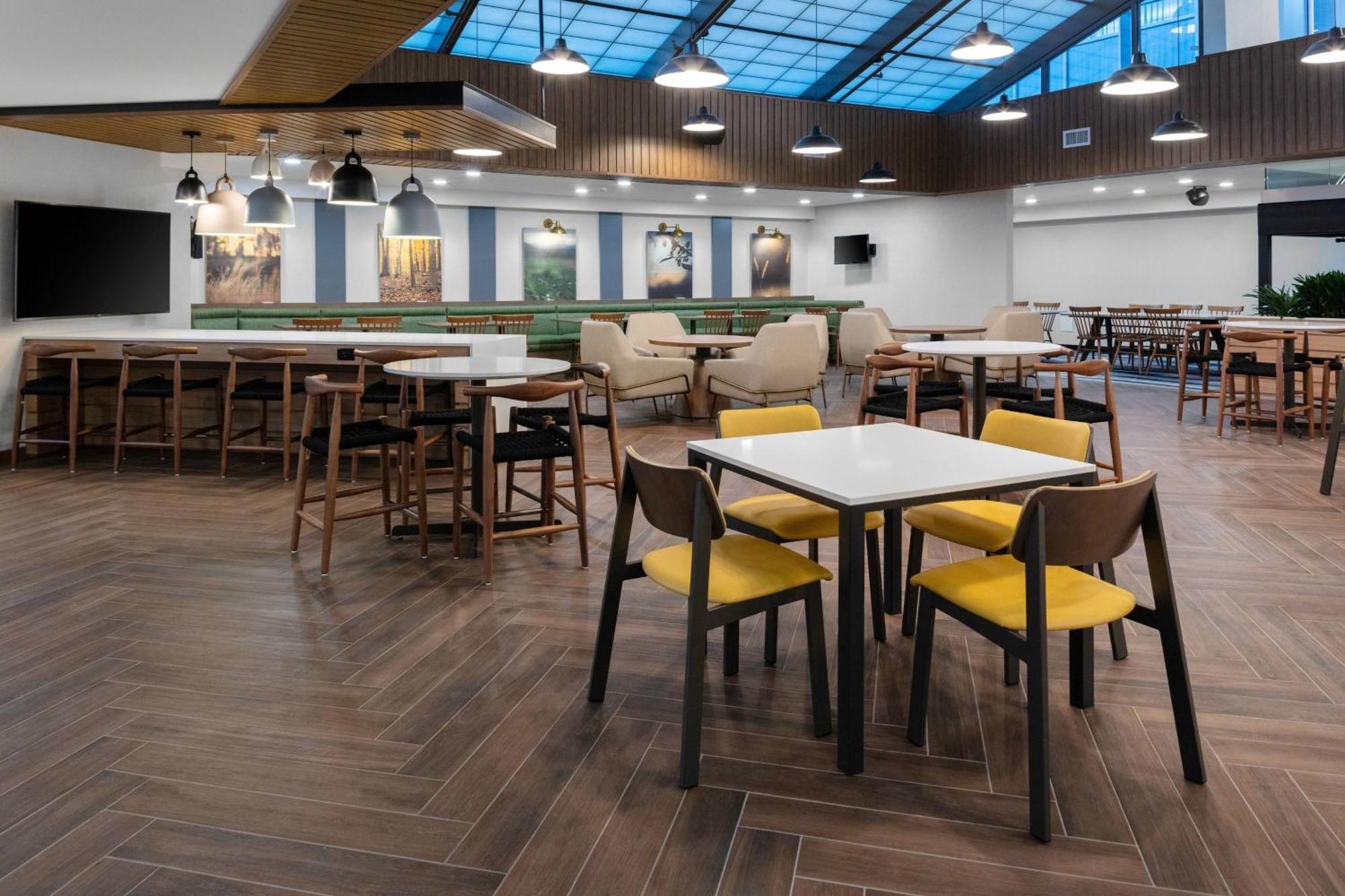 Fairfield Inn & Suites Springfield Enfield Zewnętrze zdjęcie