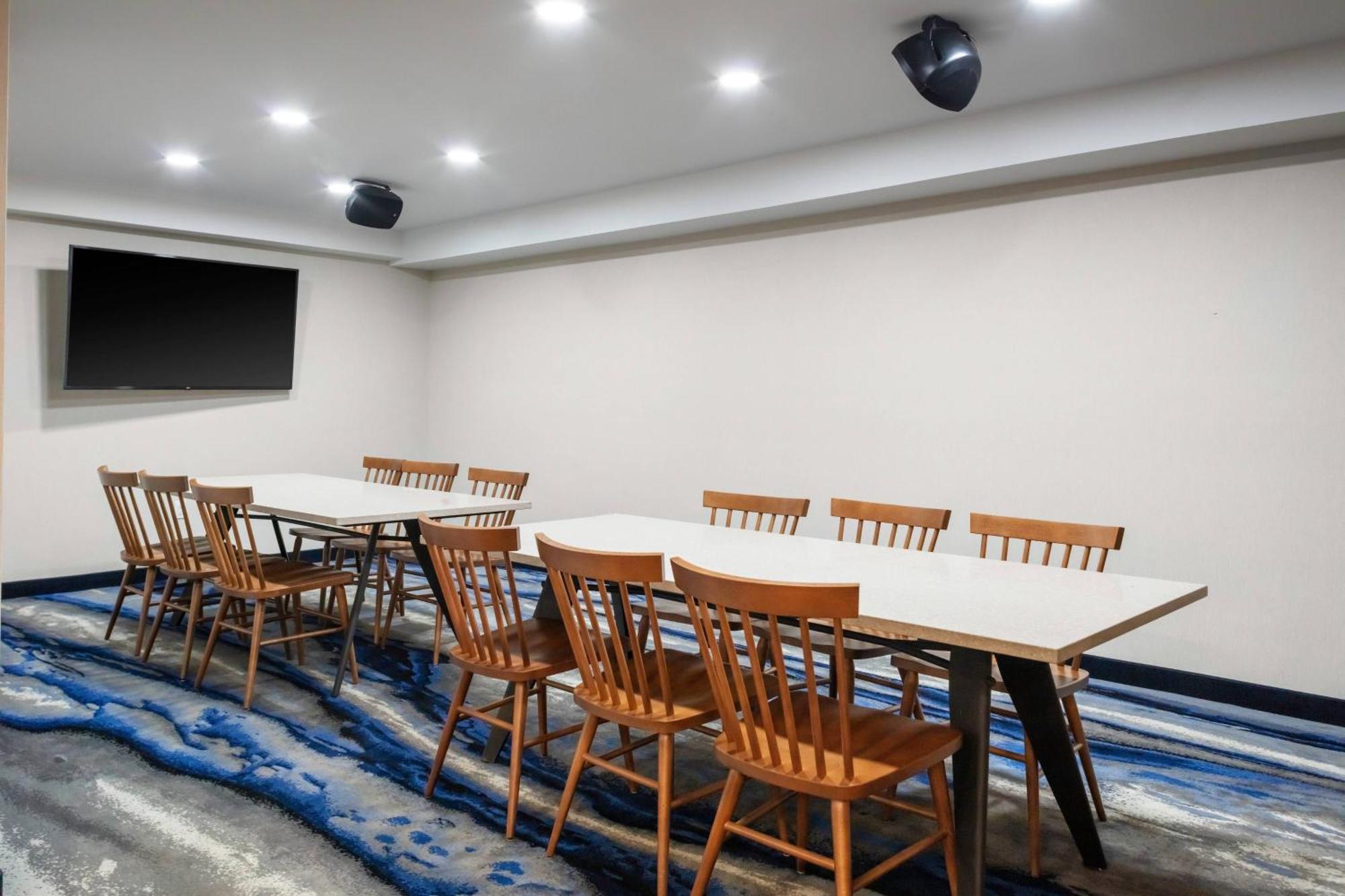 Fairfield Inn & Suites Springfield Enfield Zewnętrze zdjęcie